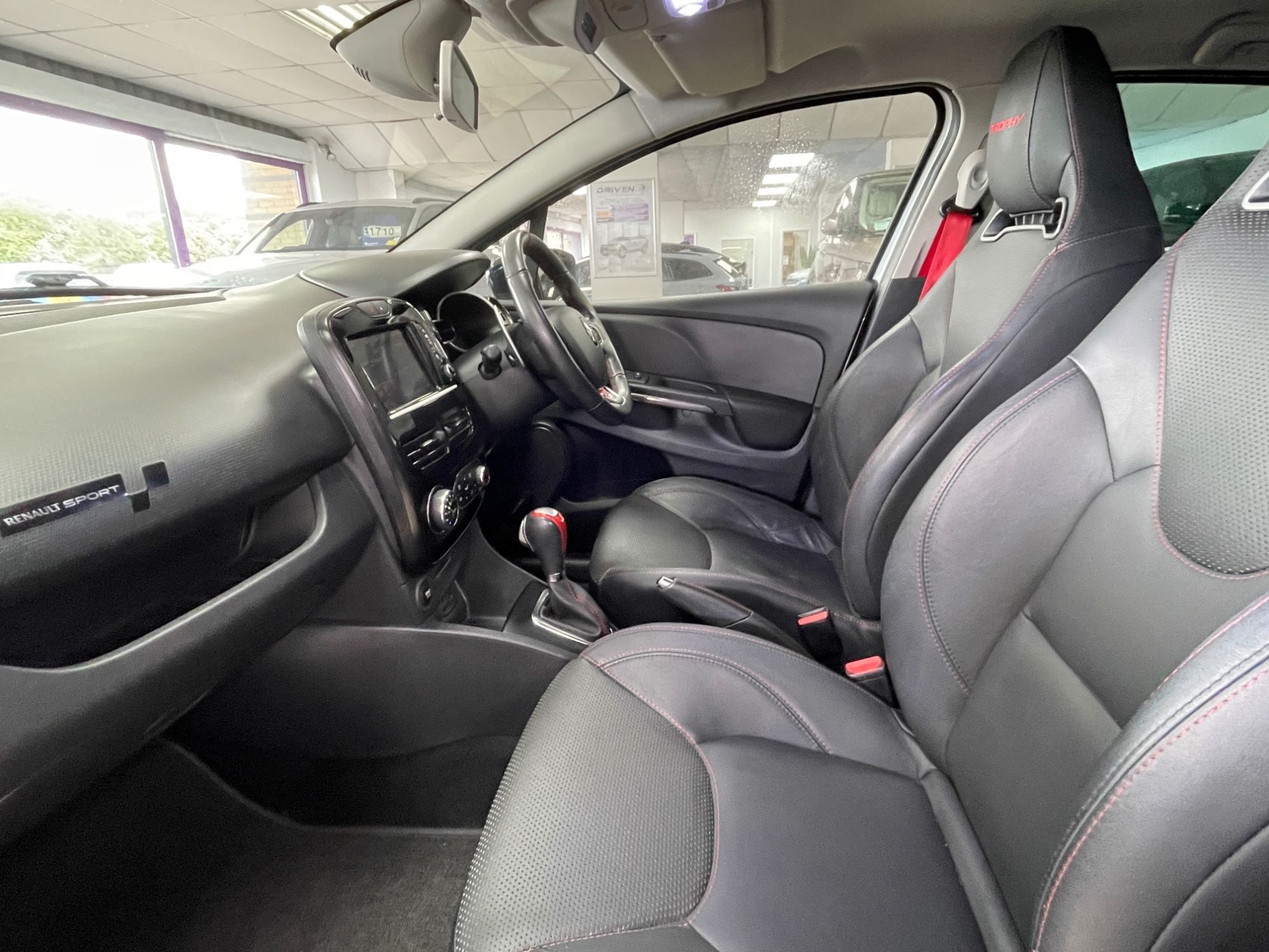 USED 2015 65 RENAULT CLIO 1.6 TCe Renaultsport Nav Trophy Hatchback 5dr Petrol Auto Euro 6 (s/s) (220 ps) 