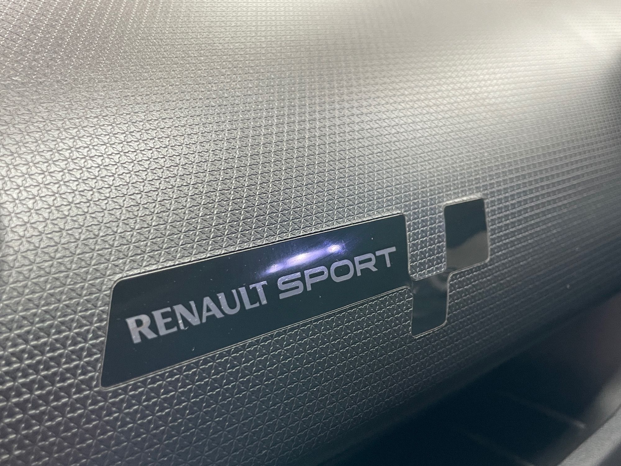 USED 2015 65 RENAULT CLIO 1.6 TCe Renaultsport Nav Trophy Hatchback 5dr Petrol Auto Euro 6 (s/s) (220 ps) 