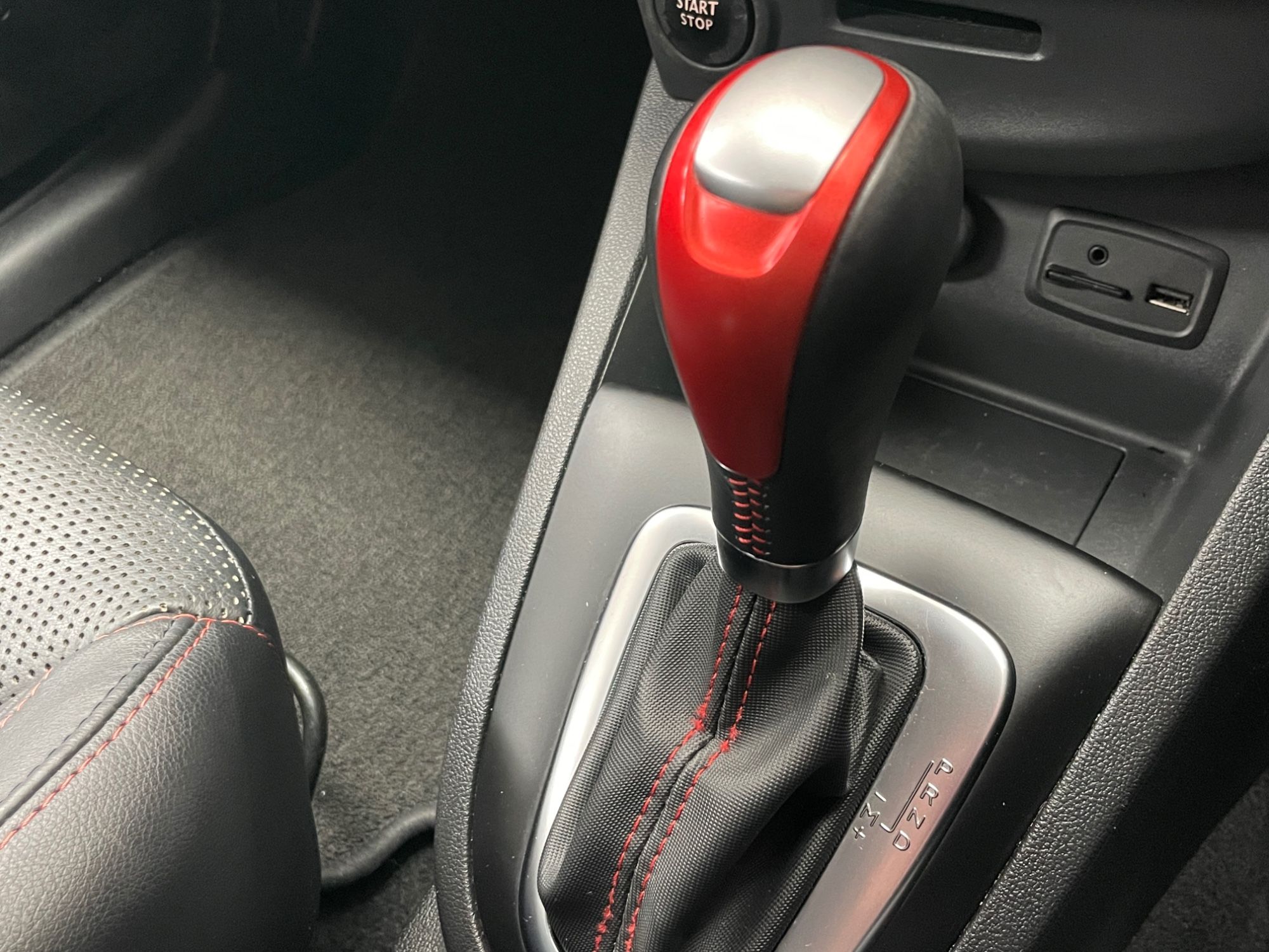 USED 2015 65 RENAULT CLIO 1.6 TCe Renaultsport Nav Trophy Hatchback 5dr Petrol Auto Euro 6 (s/s) (220 ps) 
