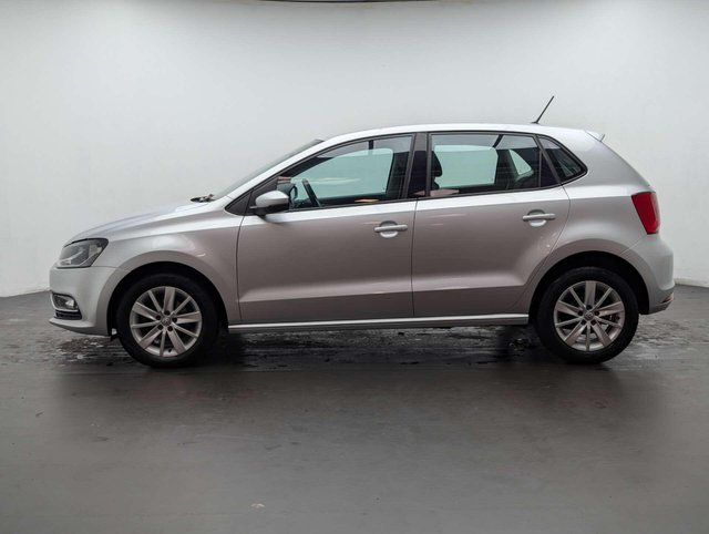 USED 2015 15 VOLKSWAGEN POLO 1.2 Polo SE TSi 5dr CLICK+COLLECT / HOME DELIVERY