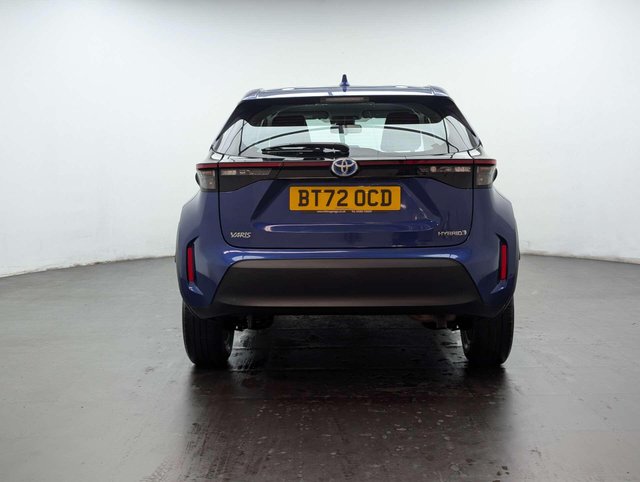 USED 2022 72 TOYOTA YARIS CROSS 1.5 Yaris Cross Icon HEV Auto 5dr CLICK+COLLECT / HOME DELIVERY