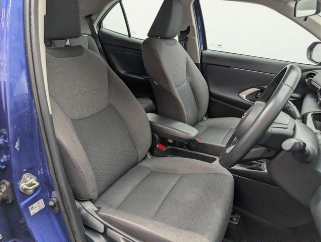USED 2022 72 TOYOTA YARIS CROSS 1.5 Yaris Cross Icon HEV Auto 5dr CLICK+COLLECT / HOME DELIVERY