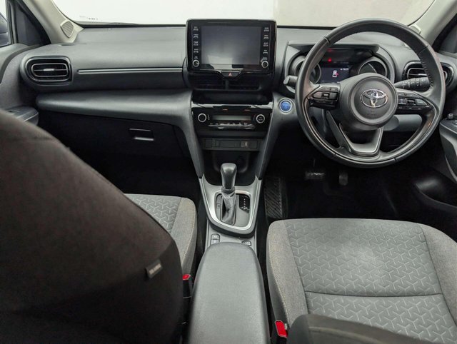 USED 2022 72 TOYOTA YARIS CROSS 1.5 Yaris Cross Icon HEV Auto 5dr CLICK+COLLECT / HOME DELIVERY