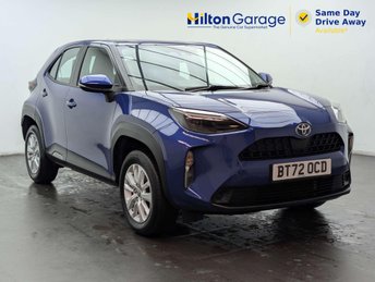 2022 TOYOTA YARIS CROSS