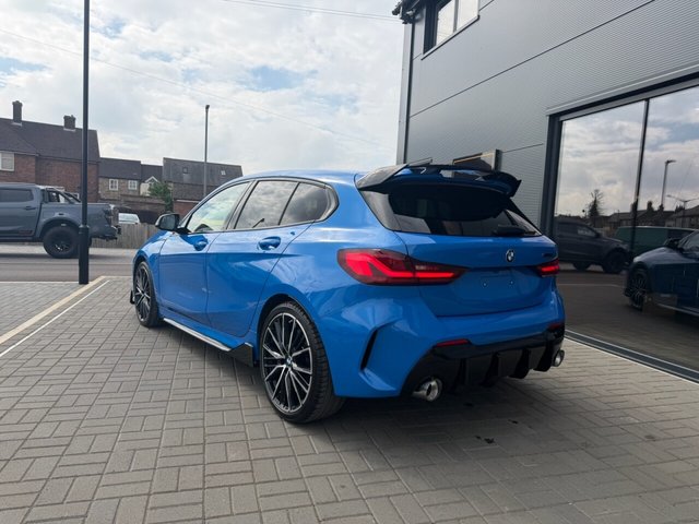 View our BMW 1 SERIES