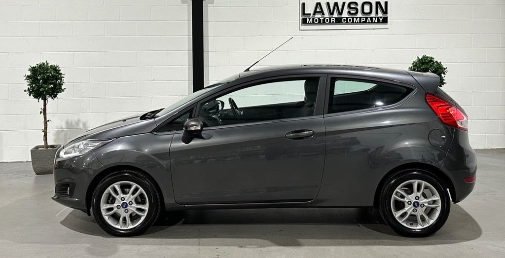 USED 2016 16 FORD FIESTA 1.0T EcoBoost Zetec Hatchback 3dr Petrol Manual Euro 6 (s/s) (100 ps) 