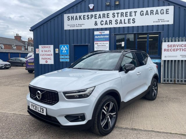 View our VOLVO XC40