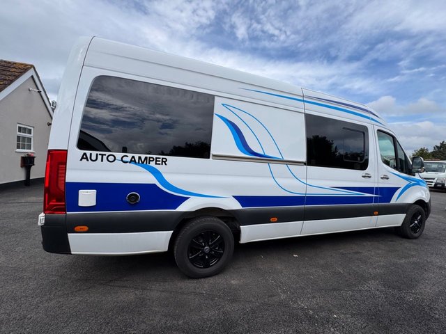 View our MERCEDES-BENZ SPRINTER
