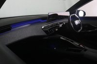 USED 2024 74 PEUGEOT E-3008 73kWh GT Auto 5dr 