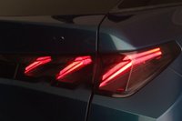 USED 2024 74 PEUGEOT E-3008 73kWh GT Auto 5dr 