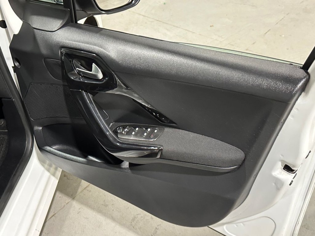 USED 2018 18 PEUGEOT 208 1.2 PureTech Allure Premium Hatchback 5dr Petrol Manual Euro 6 (s/s) (82 ps) 