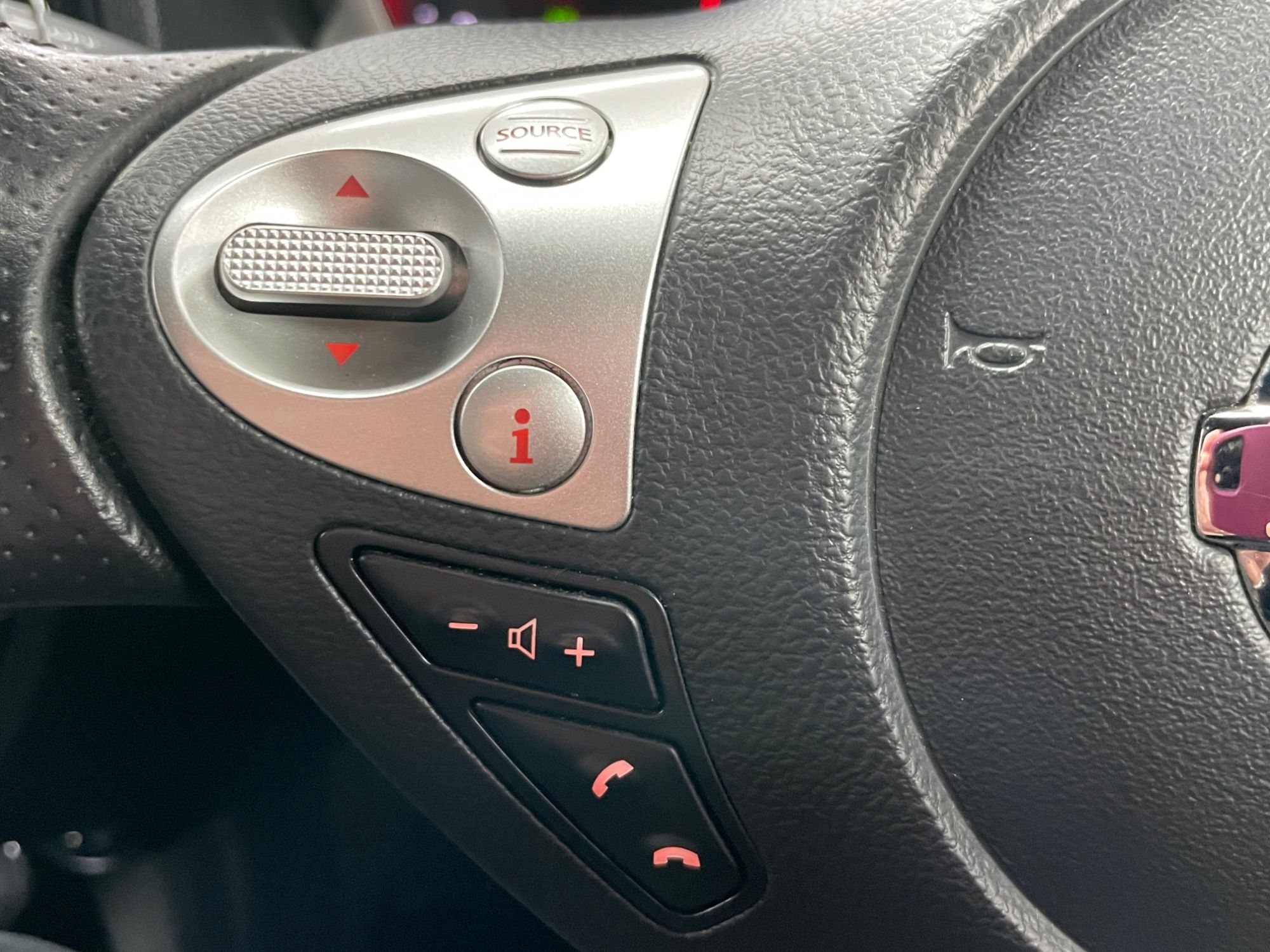 USED 2016 66 NISSAN JUKE 1.5 dCi Tekna SUV 5dr Diesel Manual Euro 6 (s/s) (110 ps) 