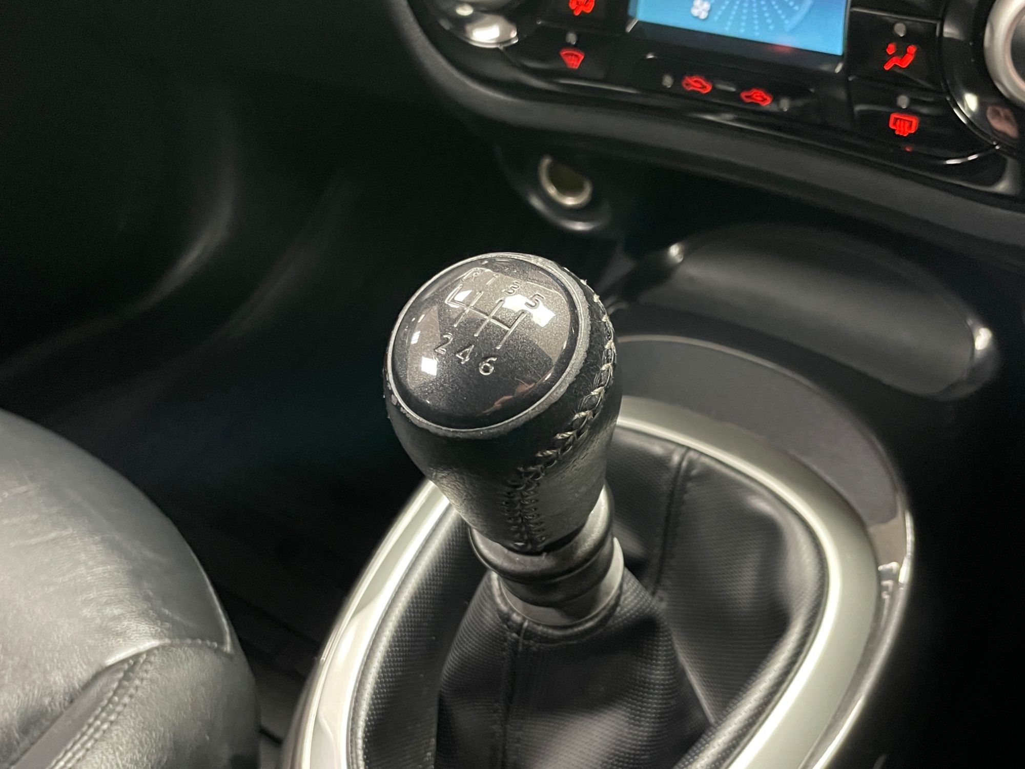 USED 2016 66 NISSAN JUKE 1.5 dCi Tekna SUV 5dr Diesel Manual Euro 6 (s/s) (110 ps) 