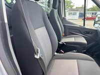 USED 2022 72 FORD TRANSIT 2.0 350 EcoBlue HD Leader Dropside Truck 2dr Diesel Manual RWD L4 Euro 6 (s/s) (SRW) (130 ps) TAIL LIFT WARRANTY AIR CON TAIL LIFT EURO 6