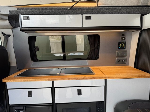 View our VOLKSWAGEN TRANSPORTER