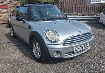 2009 MINI HATCH