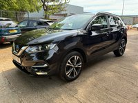 USED 2019 69 NISSAN QASHQAI 1.3 DIG-T N-Connecta SUV 5dr Petrol Manual Euro 6 (s/s) (140 ps) * MIRROR PLAY * PARKING CAMERA * 2 KEYS * GLASS ROOF * FOLDING MIRRORS * FULL NISSAN SERVICE HISTORY *
