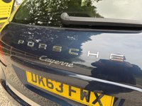 USED 2013 63 PORSCHE CAYENNE DIESEL ESTATE 3.0 TD V6 SUV 5dr Diesel Tiptronic 4WD Euro 5 (s/s) (240 ps) 