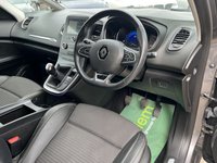 USED 2017 17 RENAULT SCENIC 1.5 dCi Dynamique Nav MPV 5dr Diesel Manual Euro 6 (s/s) (110 ps) - F/S/H - SAT NAV - PART LEATHER - P/SENSORS - BLUETOOTH - CRUISE - &pound;20 ROAD TAX - TIMING BELT & WATER PUMP REPLACED