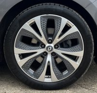 USED 2017 17 RENAULT SCENIC 1.5 dCi Dynamique Nav MPV 5dr Diesel Manual Euro 6 (s/s) (110 ps) - F/S/H - SAT NAV - PART LEATHER - P/SENSORS - BLUETOOTH - CRUISE - &pound;20 ROAD TAX - TIMING BELT & WATER PUMP REPLACED