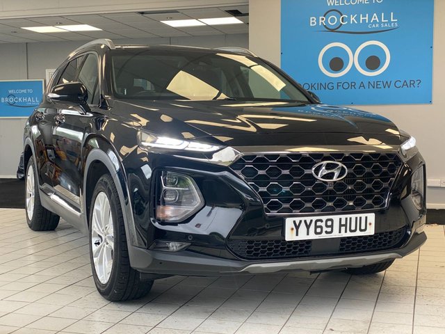 View our Hyundai Santa FE 2.2 CRDi Premium SE SUV 5dr Diesel Auto 4WD Euro 6 (s/s) 7 Seat (200 ps)