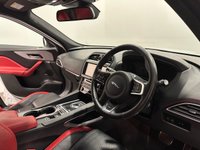 USED 2016 66 JAGUAR F-PACE 3.0 D300 V6 S SUV 5dr Diesel Auto AWD Euro 6 (s/s) (300 ps) Striking Glacier Metaliic , Jet / Pimento Red Full Leather Interior, Cruise Control, Heated Seats , Meridan Sound ,  Power Tailgate, High Specification