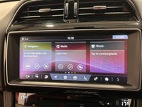 USED 2016 66 JAGUAR F-PACE 3.0 D300 V6 S SUV 5dr Diesel Auto AWD Euro 6 (s/s) (300 ps) Striking Glacier Metaliic , Jet / Pimento Red Full Leather Interior, Cruise Control, Heated Seats , Meridan Sound ,  Power Tailgate, High Specification