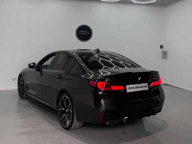 View our BMW 5 SERIES