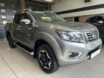 2021 NISSAN NAVARA