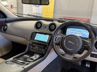 USED 2016 66 JAGUAR XJ 5.0 V8 Autobiography Saloon 4dr Petrol Auto Euro 6 (s/s) (LWB) (510 ps) 