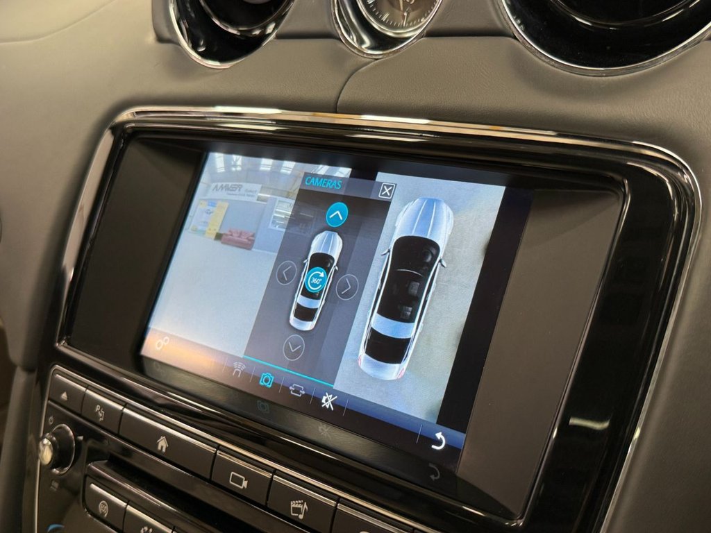 USED 2016 66 JAGUAR XJ 5.0 V8 Autobiography Saloon 4dr Petrol Auto Euro 6 (s/s) (LWB) (510 ps) 