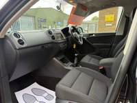 USED 2011 11 VOLKSWAGEN TIGUAN 2.0 TDI BlueMotion Tech Match SUV 5dr Diesel Manual 2WD Euro 5 (s/s) (140 ps) F.S.H 12 Service stamps great example