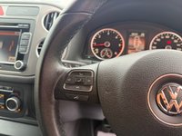 USED 2011 11 VOLKSWAGEN TIGUAN 2.0 TDI BlueMotion Tech Match SUV 5dr Diesel Manual 2WD Euro 5 (s/s) (140 ps) F.S.H 12 Service stamps great example