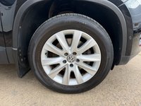 USED 2011 11 VOLKSWAGEN TIGUAN 2.0 TDI BlueMotion Tech Match SUV 5dr Diesel Manual 2WD Euro 5 (s/s) (140 ps) F.S.H 12 Service stamps great example