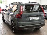 USED 2024 74 DACIA JOGGER 1.6 Hybrid EXTREME MPV 5dr Petrol Hybrid Auto Euro 6 (s/s) (140 ps) 7 SEATS SAT NAV HEATED SEATS PARKING CAMERA CRUISE CONTROL PARKING SENSORS 1 OWNER SERVICE HISTORY WARRANTY