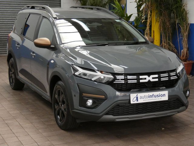 View our Dacia Jogger 1.6 Hybrid EXTREME MPV 5dr Petrol Hybrid Auto Euro 6 (s/s) (140 ps)