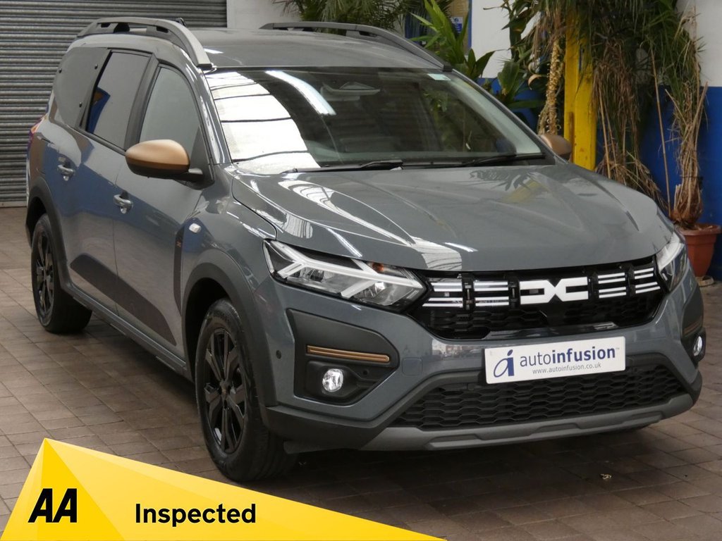 Grey 2024 Dacia Jogger MPV Front-wheel drive Automatic