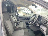 USED 2022 22 PEUGEOT EXPERT 1.5 BLUE HDI PROFESSIONAL PREMIUM LWB 100BHP. METALLIC SILVER. AIRCON. 1 OWNER. PX METALLIC SILVER. L2 LWB. AIRCON. SENSORS. PREMIUM.