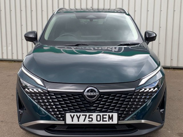 View our NISSAN QASHQAI
