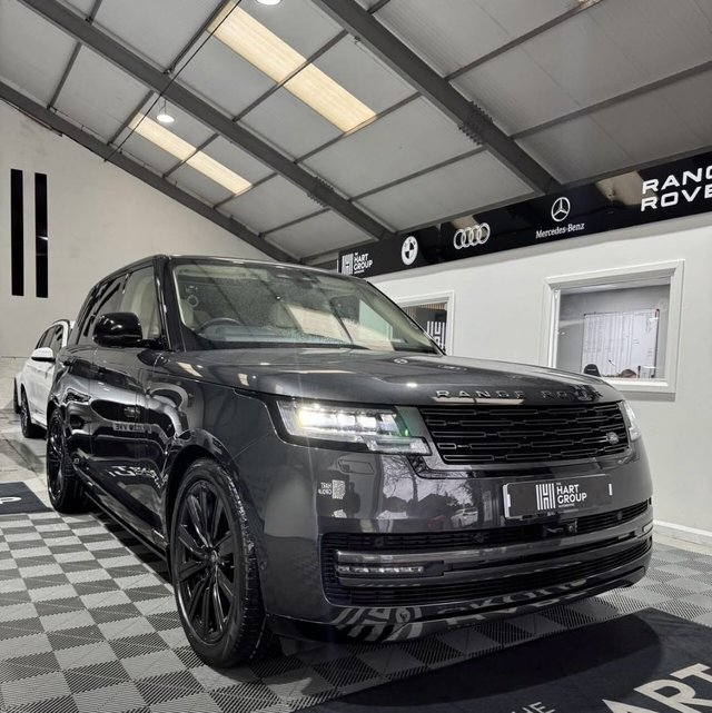 View our LAND ROVER RANGE ROVER