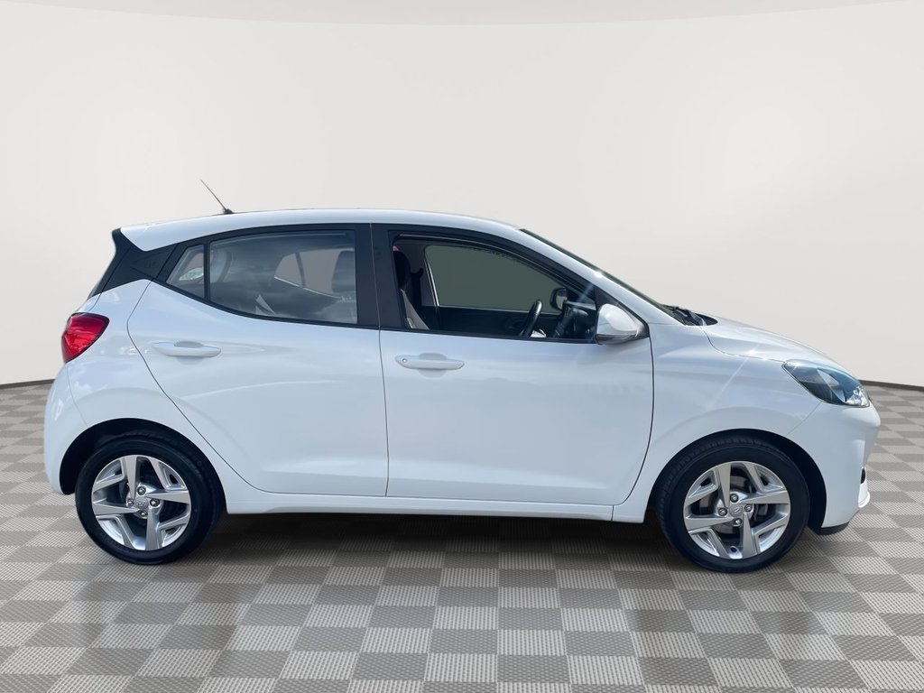 USED 2020 70 HYUNDAI I10 1.0 SE Connect Hatchback 5dr Petrol Manual Euro 6 (s/s) (67 ps) Rear Camera, Lane Departure