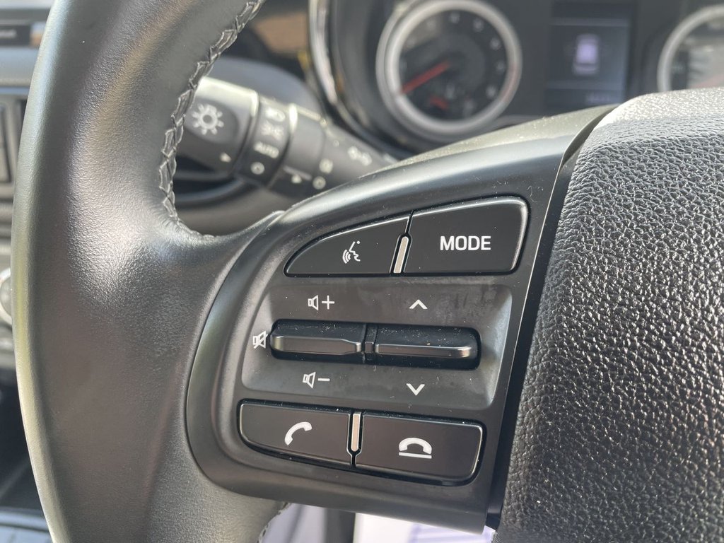 USED 2020 70 HYUNDAI I10 1.0 SE Connect Hatchback 5dr Petrol Manual Euro 6 (s/s) (67 ps) Rear Camera, Lane Departure