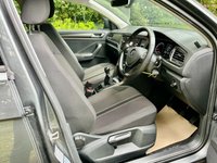 USED 2018 18 VOLKSWAGEN T-ROC 1.5 TSI EVO SE SUV 5dr Petrol Manual Euro 6 (s/s) (150 ps) ONLY 12,000 MILES-YES 12,000 FROM NEW WITH 1 RETIRED FROM DRIVING OWNER WITH X8 VW MAIN DEALER SERVICES\\//APPLE-PLAY//FRONT-REAR PARK SENSORS//ELEC FOLD MIRRORS//BLUETOOTH//DAB//VW SERVICING STAMPS//ALLOYS//BEAUTIFULLY KEPT INSIDE AND OUT/X11 AIRBAGS// Euro 6 (s/s) (150 ps) ONLY 12,000 MILES-YES 12,000 FROM NEW WITH 1 RETIRED FROM DRIVING OWNER WITH X8 VW MAIN DEALER SERVICES\//APPLE-PLAY//FRONT-REAR PARK SENSORS//ELEC FOLD MIRRORS//BLUETOOTH//DAB//VW SERVICING STAMPS//ALLOYS//BEAUTIFULLY KEPT INSIDE AND OUT/X11 AIRBAGS//