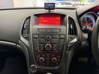 USED 2013 63 VAUXHALL ASTRA 2.0 CDTi Elite Hatchback 5dr Diesel Auto Euro 5 (165 ps) **NAV*Cruise*Leather**
