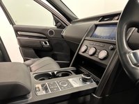 USED 2020 70 LAND ROVER DISCOVERY 3.0 SD V6 Landmark Edition SUV 5dr Diesel Auto 4WD Euro 6 (s/s) (306 ps) 