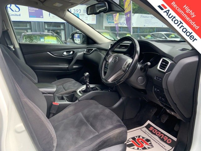 View our NISSAN X-TRAIL