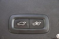USED 2019 19 VOLVO XC40 2.0 D4 R-Design Pro SUV 5dr Diesel Auto AWD Euro 6 (s/s) (190 ps) 1 OWNER