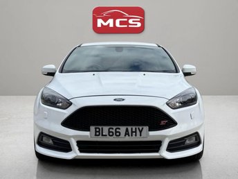 View our FORD FOCUS