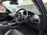 USED 2017 17 JAGUAR F-PACE 2.0 D180 Portfolio Auto AWD Euro 6 (s/s) 5dr PAN ROOF REAR CAM H WHEEL ETC
