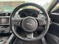 USED 2017 17 JAGUAR F-PACE 2.0 D180 Portfolio Auto AWD Euro 6 (s/s) 5dr PAN ROOF REAR CAM H WHEEL ETC
